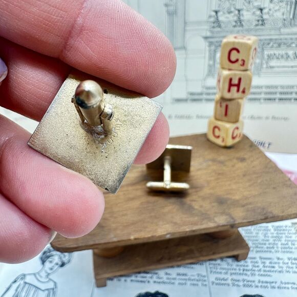 Vintage Swank Yellow Gold Plated Leaf Floral Cufflinks - Picture 6 of 8